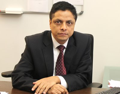 © Ratnakar Adhikari